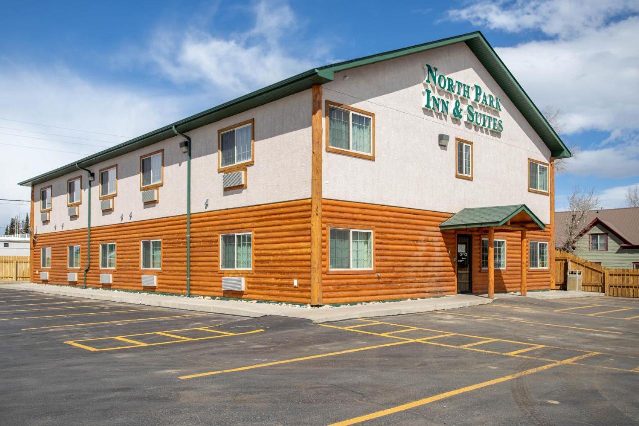 North Park Inn & Suites Walden Bagian luar foto