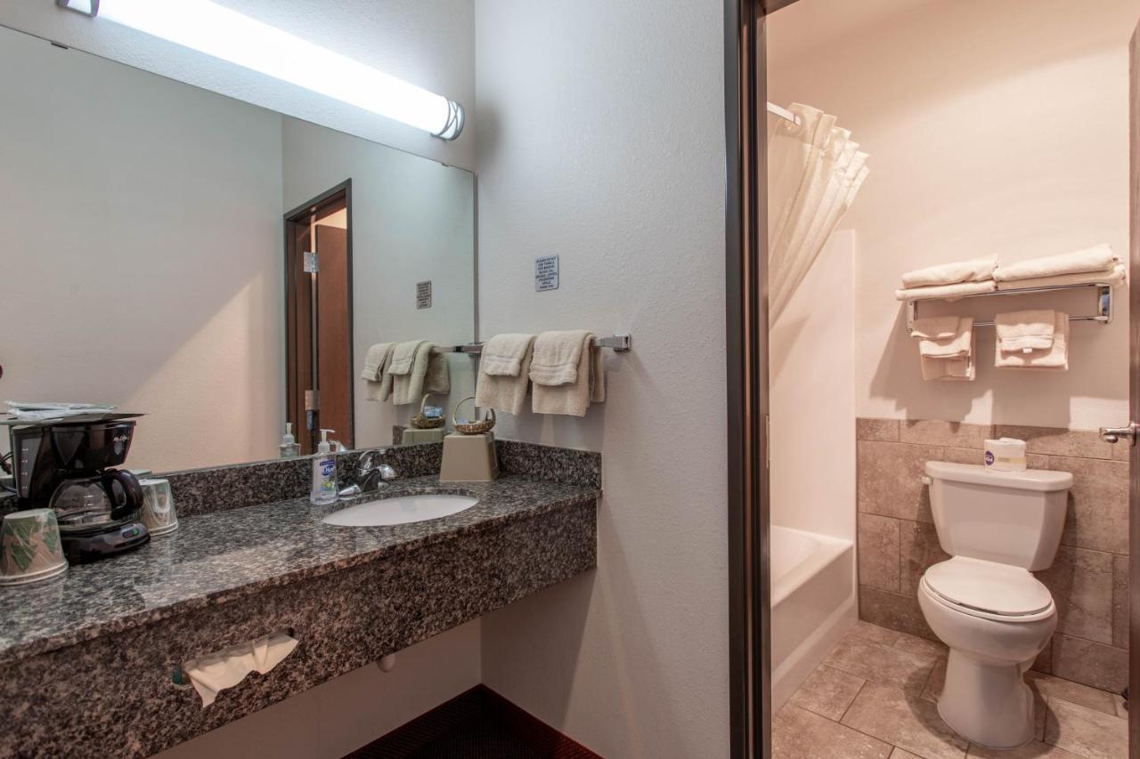 North Park Inn & Suites Walden Bagian luar foto